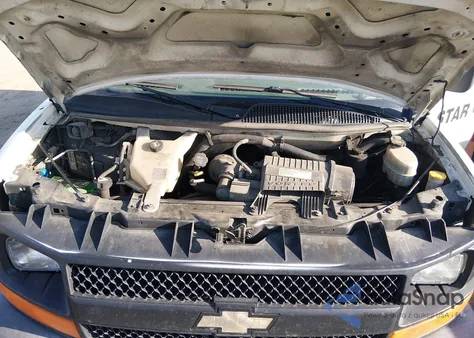 2009 Chevrolet Express 2500 Work Van z USA, uszkodzony, nr VIN 1GCGG25C091129016